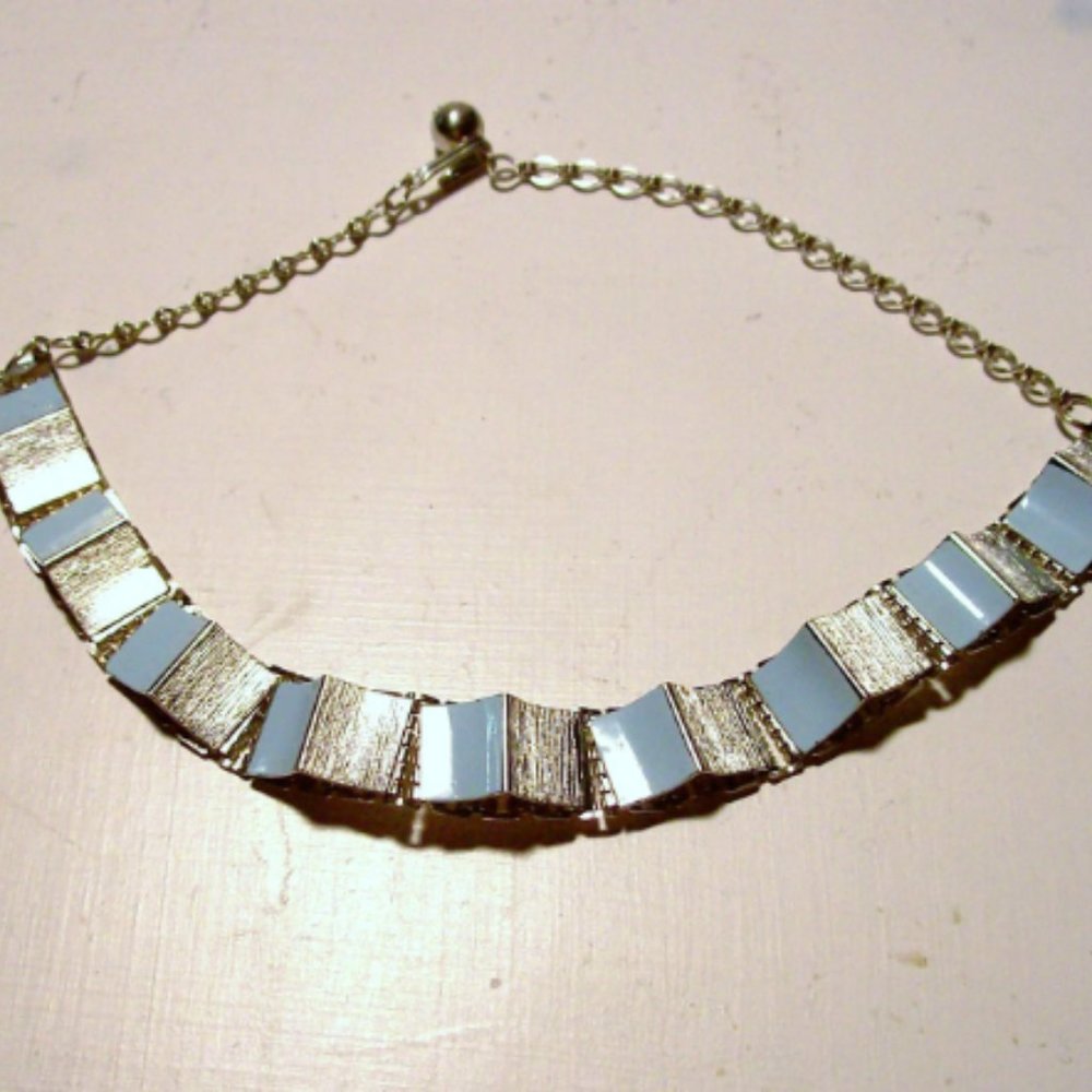 Vintage Baby Blue Silver Tone Choker Necklace